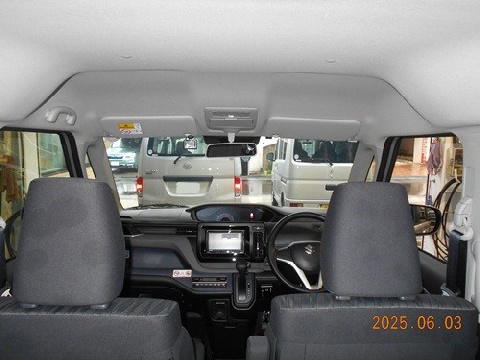 乗用車1台入庫しました。