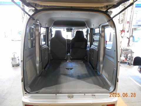 軽ワンボックスバン1台入庫しました。