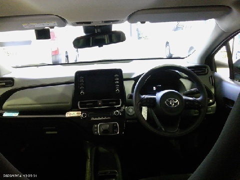 乗用車1台入庫しました。