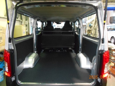 ワンボックスバン1台入庫しました。