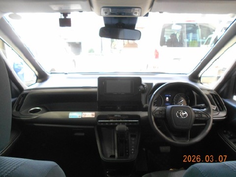 ミニバン1台入庫しました。